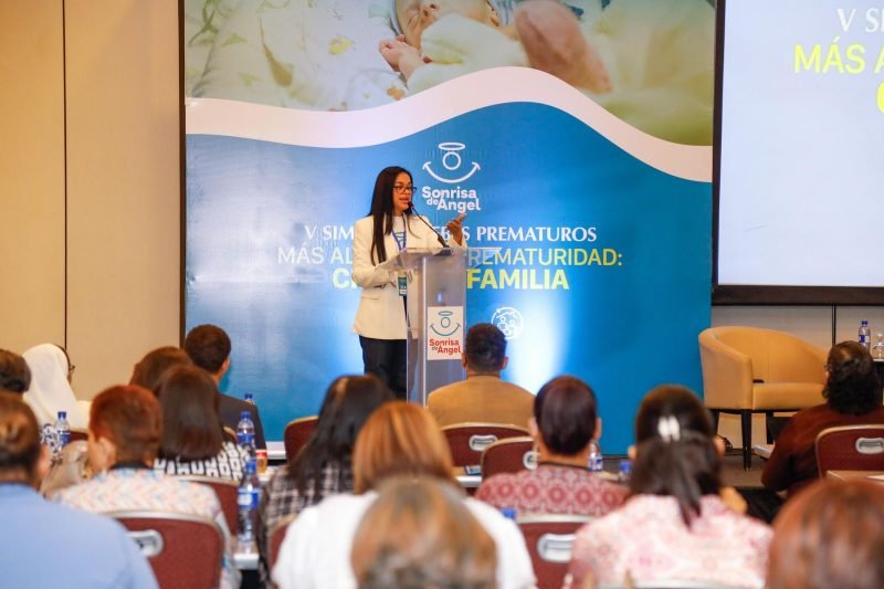 Simposio de Fundación Sonrisa de Ángel reune a especialistas en salud neonatal y materna