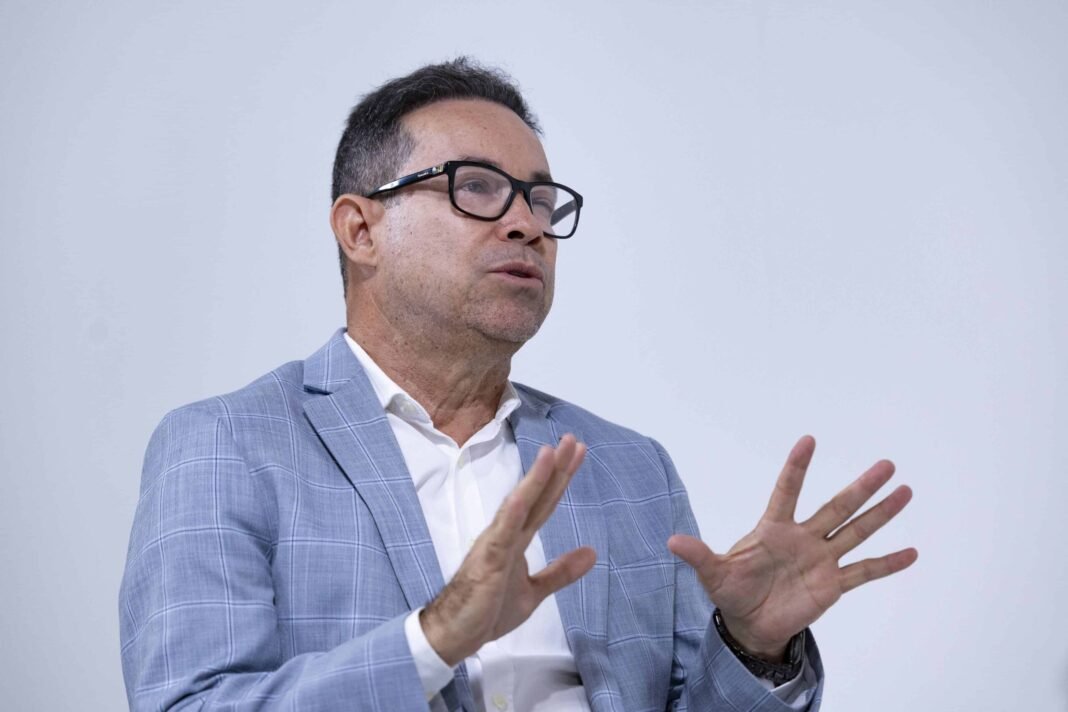 Vocero del PRM aclara propuesta de diputada Barceló sobre cesantía; asegura no refleja posición del partido