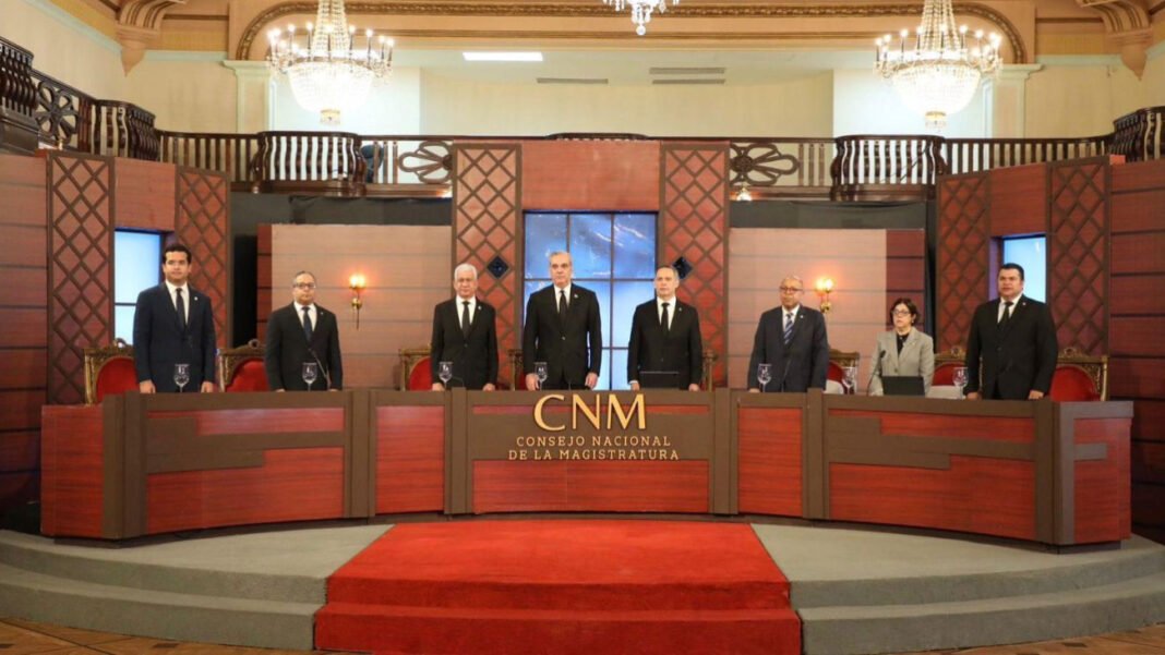 Abinader convoca al CNM para la tarde de este viernes