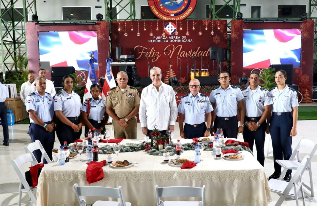 Abinader reafirma respaldo a la Armada y la Fuerza Aérea