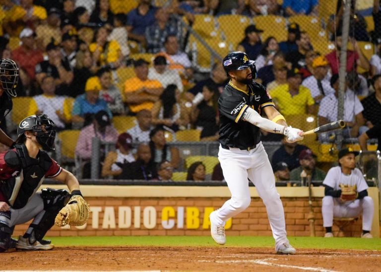 Águilas Cibaeñas vencen Gigantes y siguen imbatibles en la casa