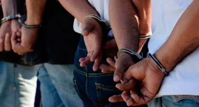 Arrestan a cuatro empleados del Aeropuerto del Cibao vinculados a red de narcotráfico internacional