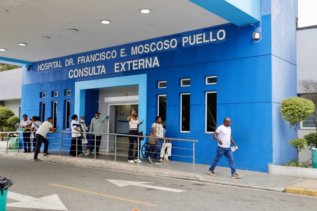 Centros de salud reportan alta demanda por síntomas respiratorios