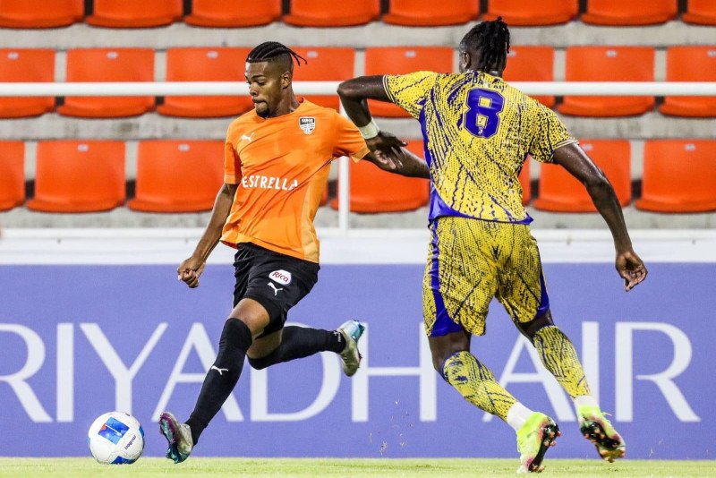 Cibao FC y Defence Force chocan por un cupo a la Copa de Campeones