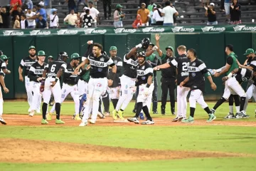 Estrellas dejan a los Gigantes en el terreno y mantienen su tercer lugar en LIDOM