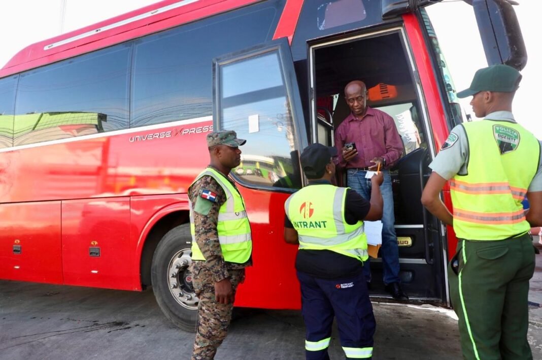 INTRANT realizará más de 10,000 inspecciones vehiculares en Navidad Segura 2025
