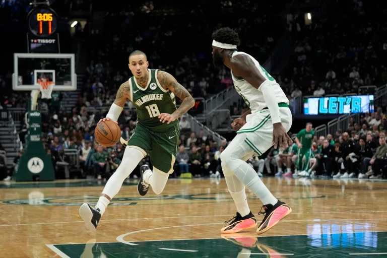 Kuzma guía a los Bucks ante los Celtics sin Giannis. Todos los resultados y juegos de hoy