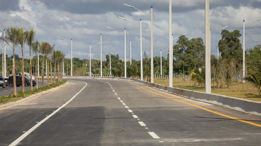 La avenida Ecológica, eje del crecimiento urbano en Santo Domingo Este