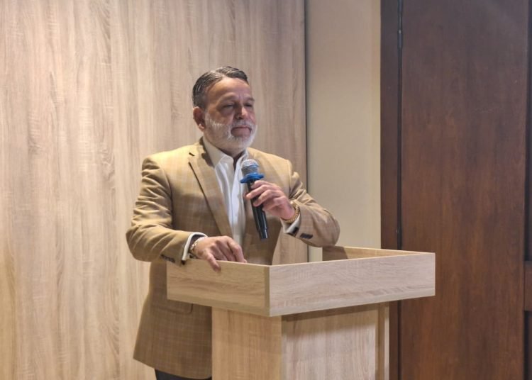 Los comerciantes expresan su “total confianza” en el sistema financiero nacional