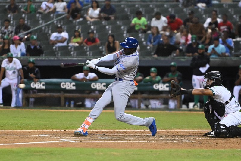 Mauricio, Rojas Jr. y Núñez guían triunfo del Licey sobre Estrellas