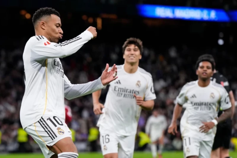 Mbappé iguala el récord de Cristiano Ronaldo de 59 goles en un año para el Real Madrid