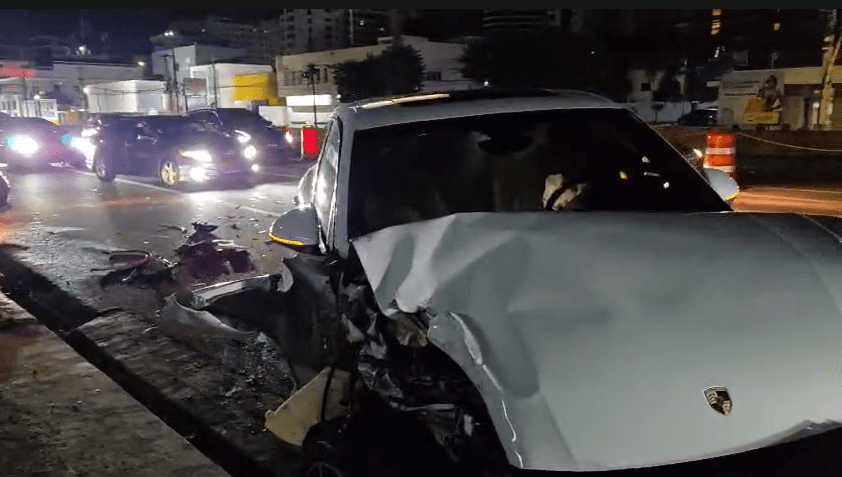 Triple choque en la 27 de Febrero con Tiradentes deja solo daños materiales