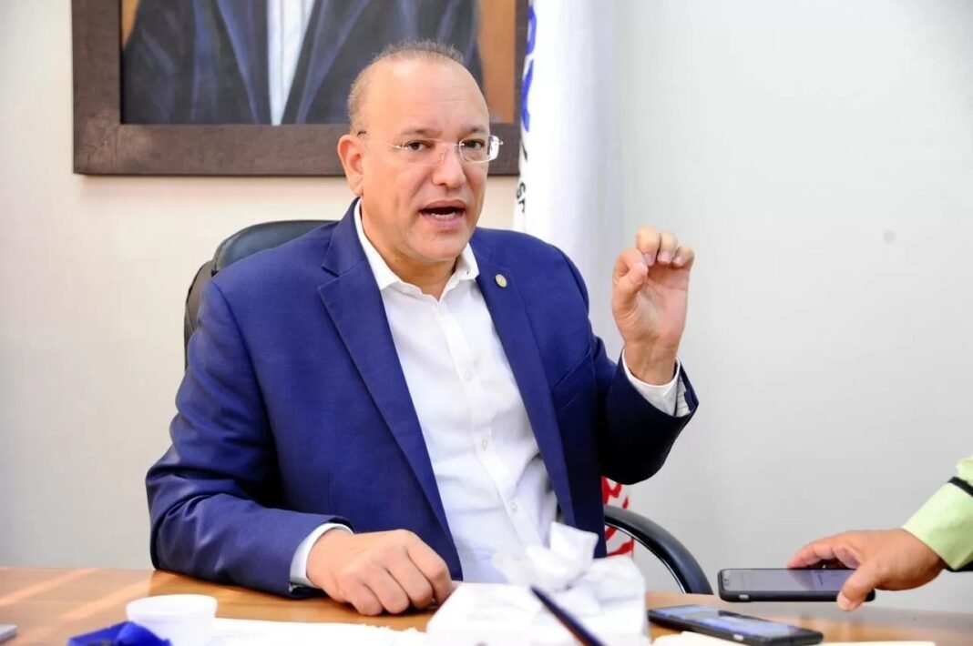 Ulises Rodríguez envía mensaje de Navidad y destaca avances “sin precedentes” de Santiago