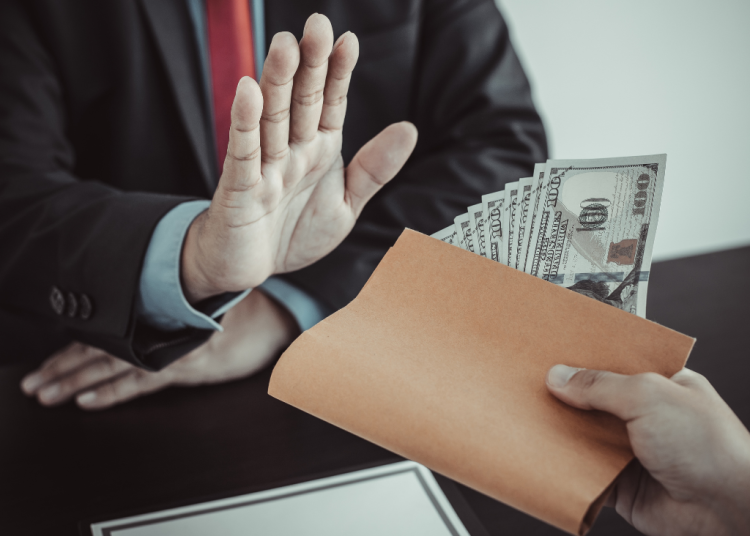 Urge fortalecer la prevención y sanción de actos de corrupción en RD, según informe de Hacienda y Economía