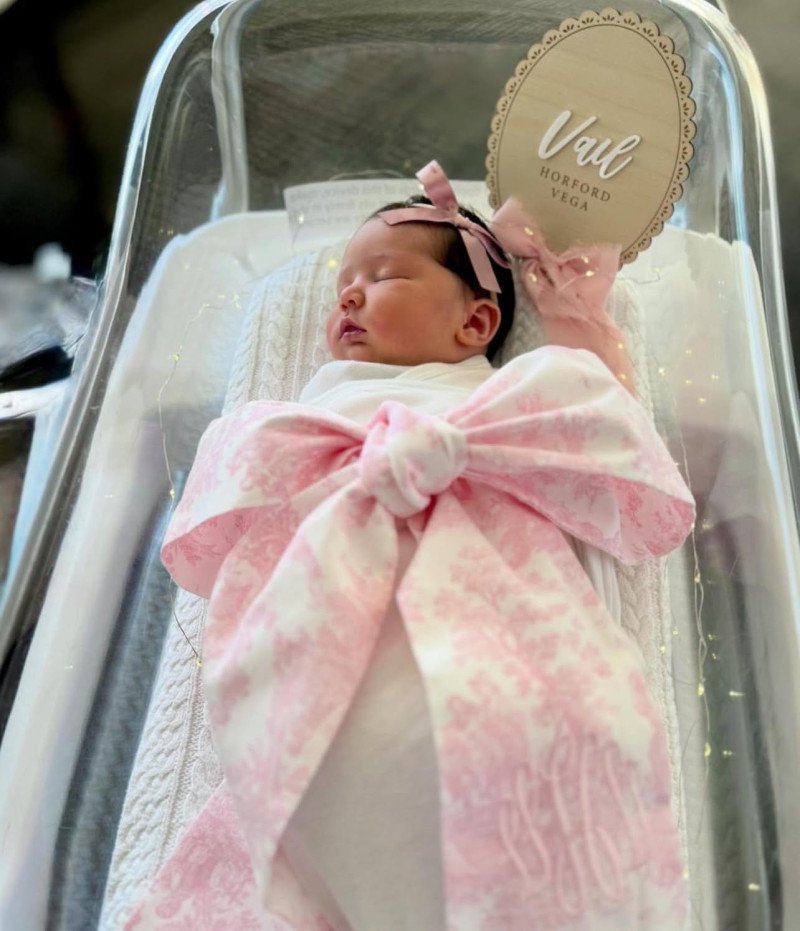 Vail, el sexto retoño de Amelia Vega y Al Horford, nació