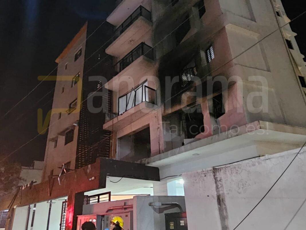 Varias personas heridas tras fuerte explosión en edificio In Tempo de Los Ríos