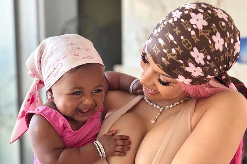 Viral: Cardi B le enseña español a su hija Blossom Belles, de 1 año