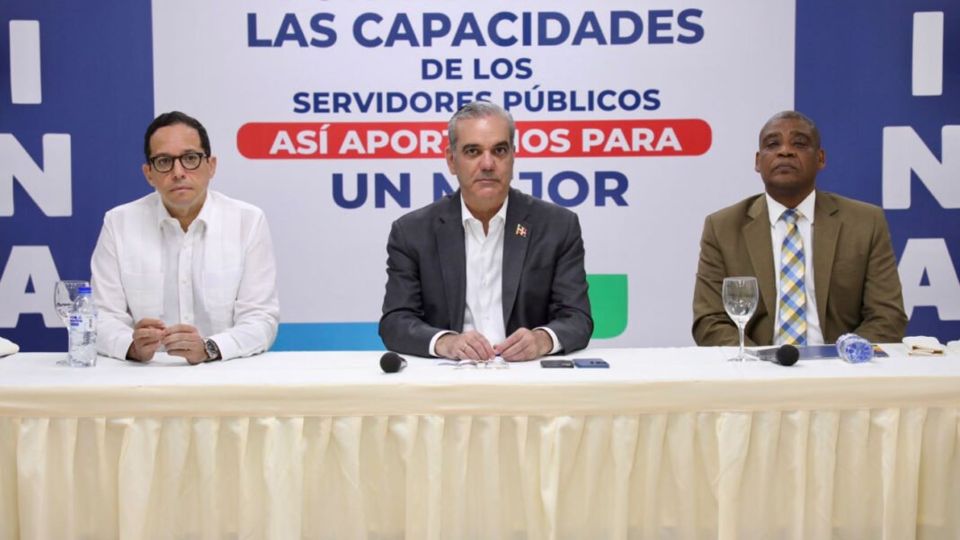 Abinader encabeza reunión para impulsar el relanzamiento y fortalecimiento del INAP Abinader encabeza reunión para impulsar el relanzamiento y fortalecimiento del INAP
