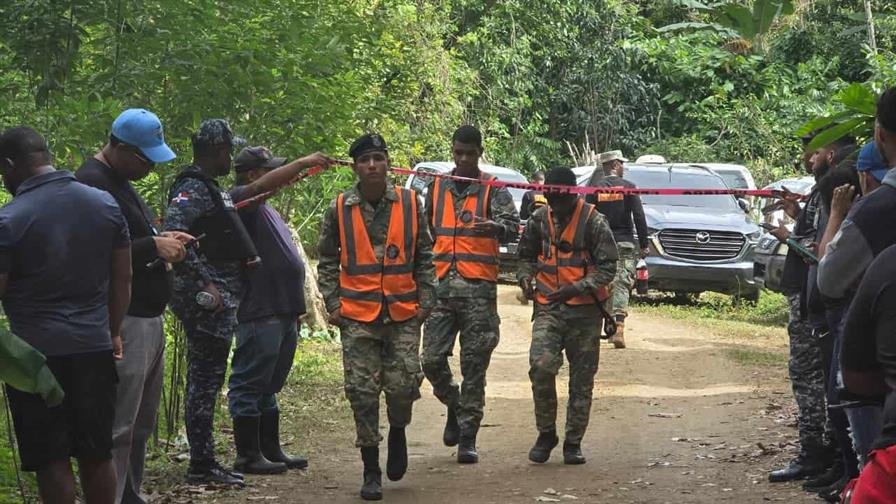 Acordonamiento policial impide acceso de la prensa durante búsqueda de niña desaparecida en Imbert