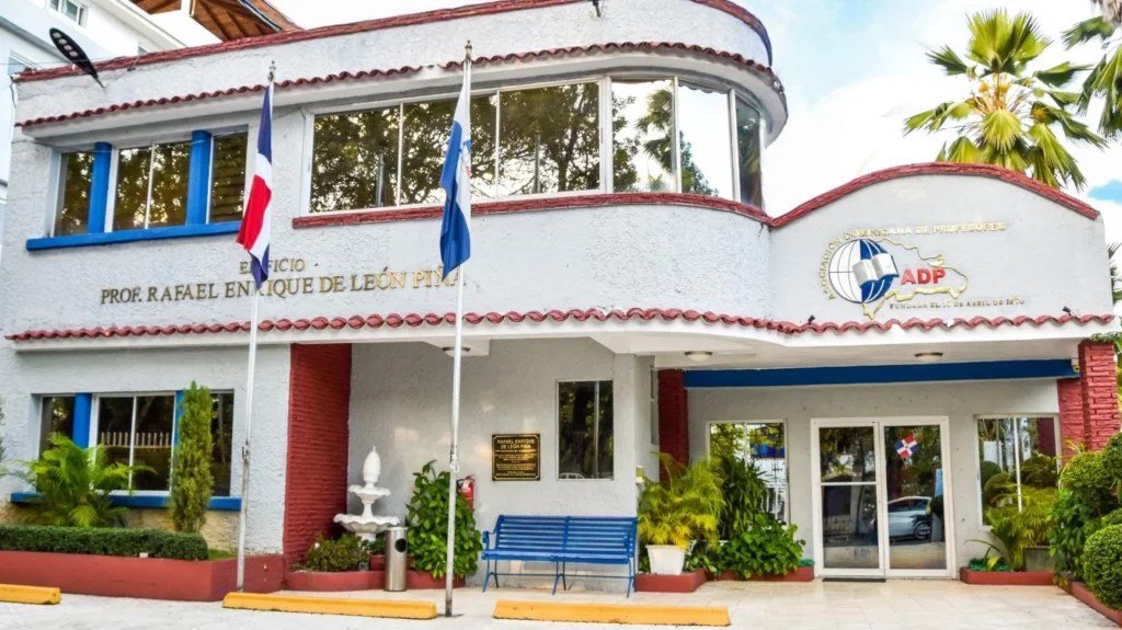 ADP convoca a paro indefinido en Politécnico ITLA por supuesta designación ilegal