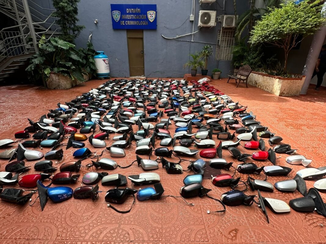 Apresan a joven y ocupa camión con accesorios de vehículos robados