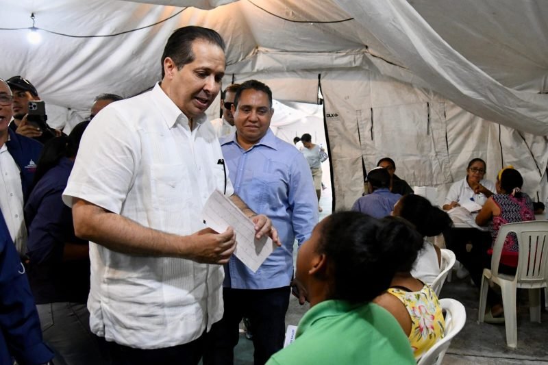 «Cero muertes por dengue»: Ministro de Salud destaca disminución de enfermedades infecto-contagiosas en el país