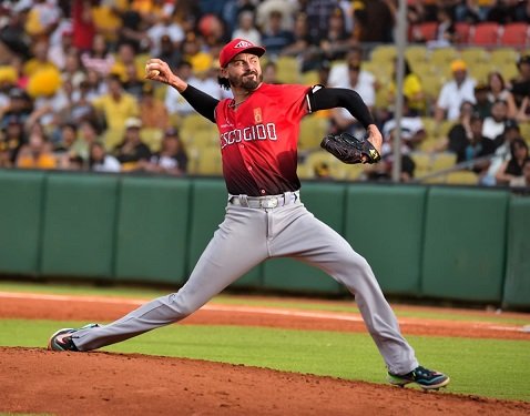 Conner Greene guía sexto triunfo escarlata, 5-2 sobre las Aguilas