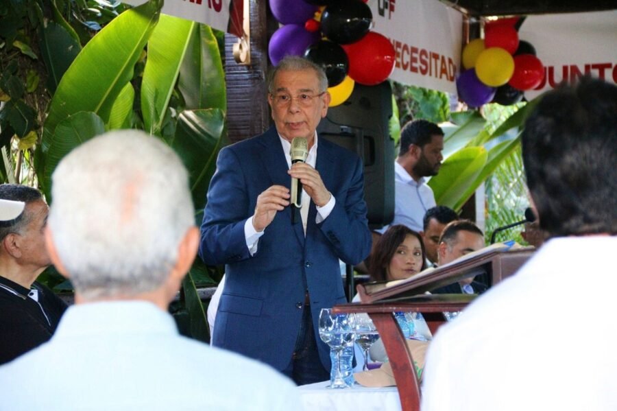 Danilo Medina truena: “¿Qué diablos fue lo que cambiaron?”. El país atraviesa una quiebra técnica