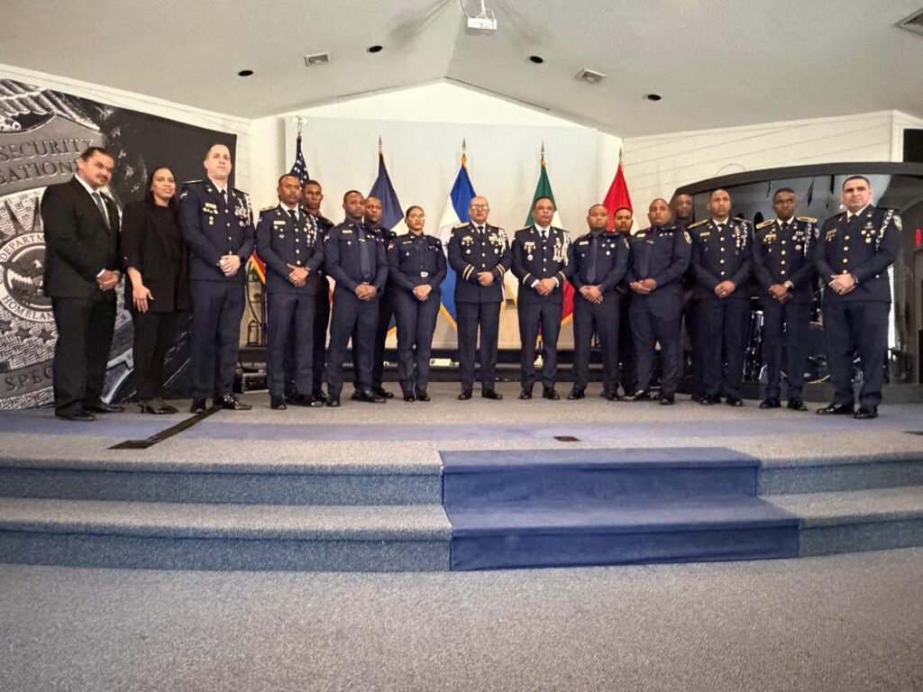 Director General PN asiste en Georgia a graduación de 11 agentes capacitados en investigación y operaciones internacionales