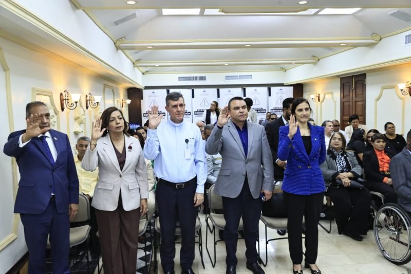 Director SNS se integra al Directorio Conadis para fortalecer la atención a personas con discapacidad