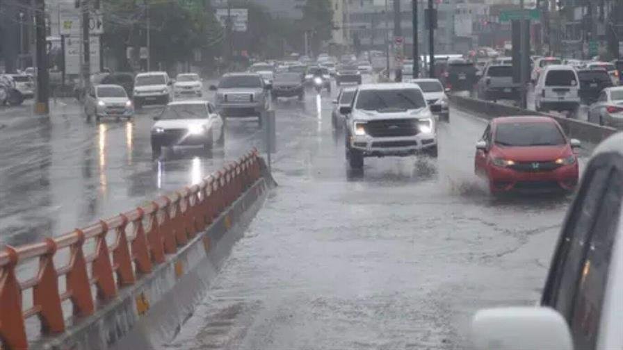 El COE declara alerta verde para el Distrito Nacional, Santo Domingo y San Cristóbal