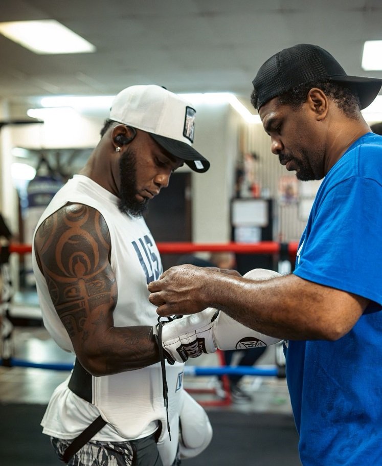 Entre Cuerdas: “El Caballo Bronco” acelera su proceso de preparación pelea titular