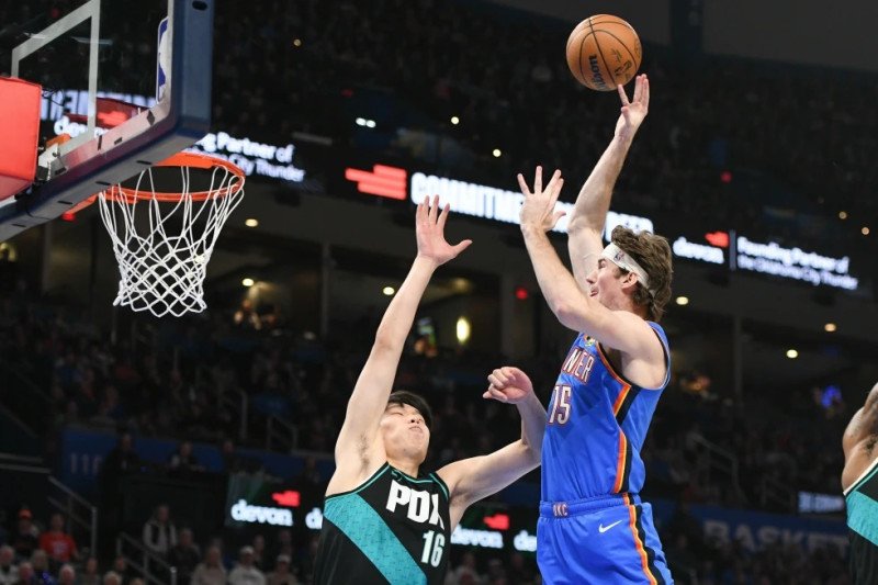 Gilgeous-Alexander anota 30 puntos en la victoria del Thunder 124-95 sobre Trail Blazers Gilgeous-Alexander anota 30 puntos en la victoria del Thunder 124-95 sobre Trail Blazers