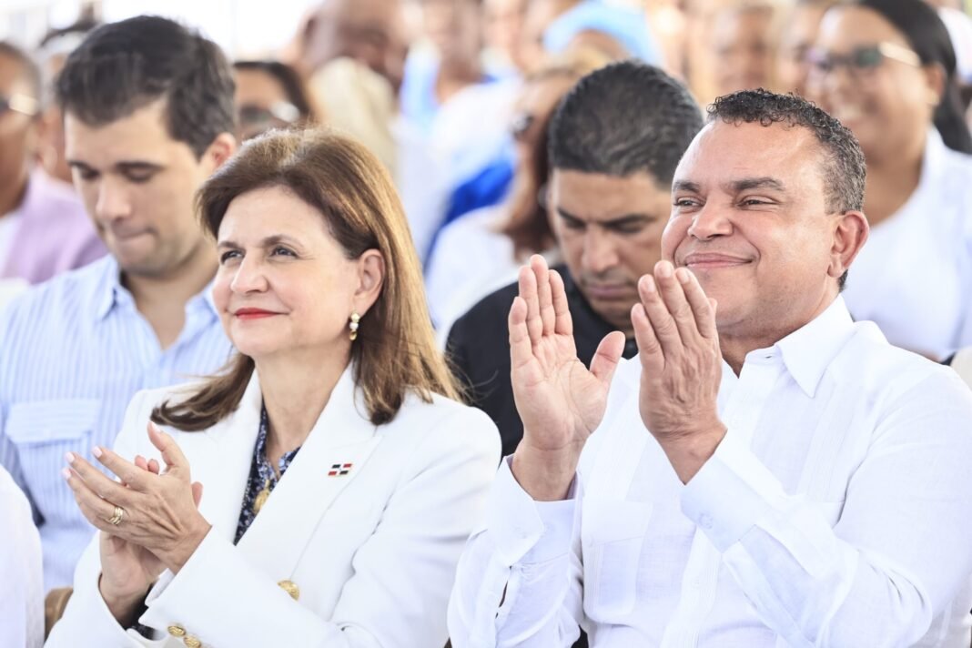 Inauguran obras de expansión en Hospital Nuestra Señora de Regla en Baní
