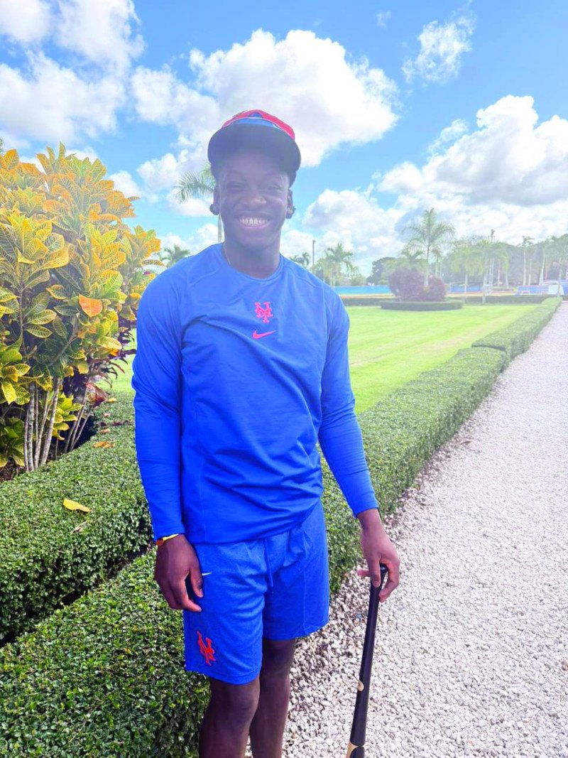 ¡Llueven los millones! Wandy Asigen firma por 3.9 millones y Víctor Valdez por 3.5 con Tampa