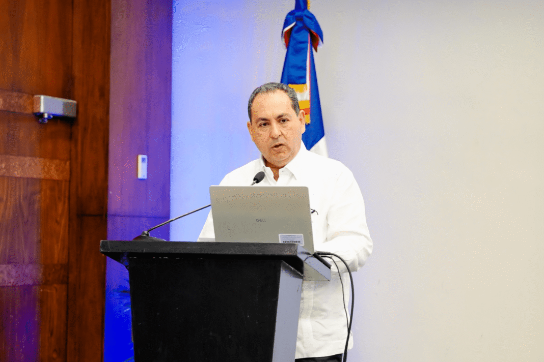 Mario Lama afirma que solicitó ampliar auditoría del SNS durante su gestión