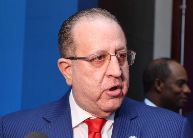 MHyE: Déficit fiscal superará los RD$280,000 millones en 2026 MHyE: Déficit fiscal superará los RD$280,000 millones en 2026
