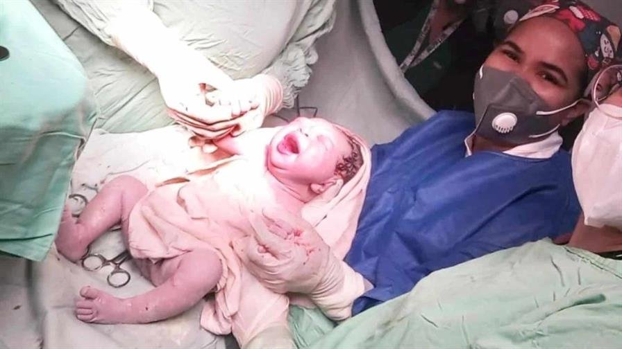 Nacimiento del primer bebé del año de la maternidad La Altagracia reactiva preocupación por embarazo adolescente Nacimiento del primer bebé del año de la maternidad La Altagracia reactiva preocupación por embarazo adolescente