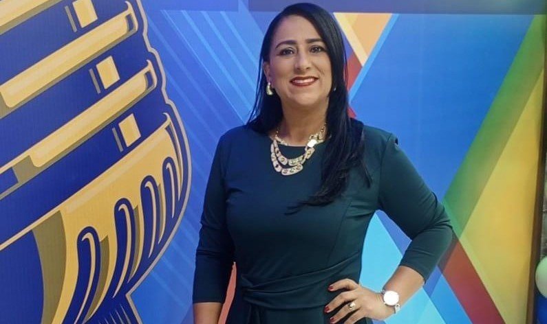 Periodista Katia Olaverría denuncia que ha sido víctima de suplantación de identidad