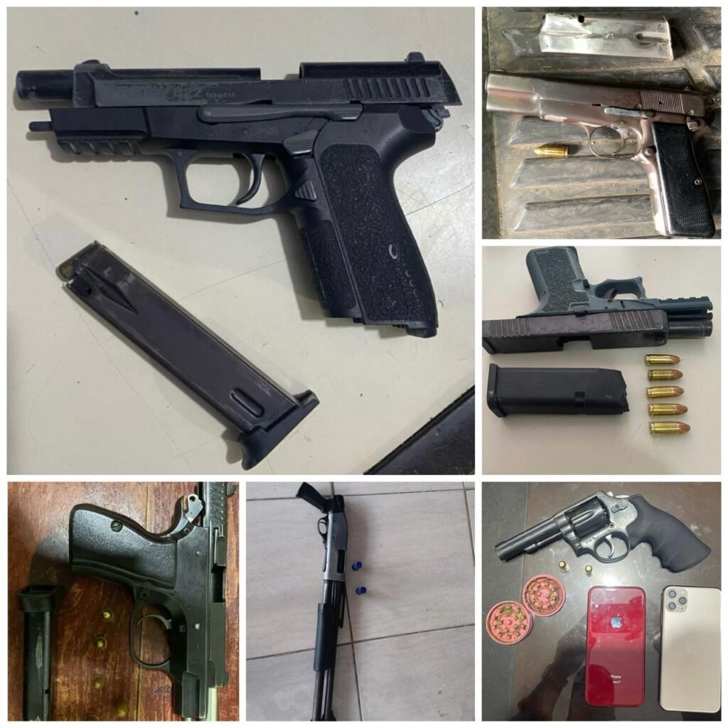 Policía Nacional ocupa nueve armas de fuego ilegales y apresa a siete personas durante operativos en Santiago