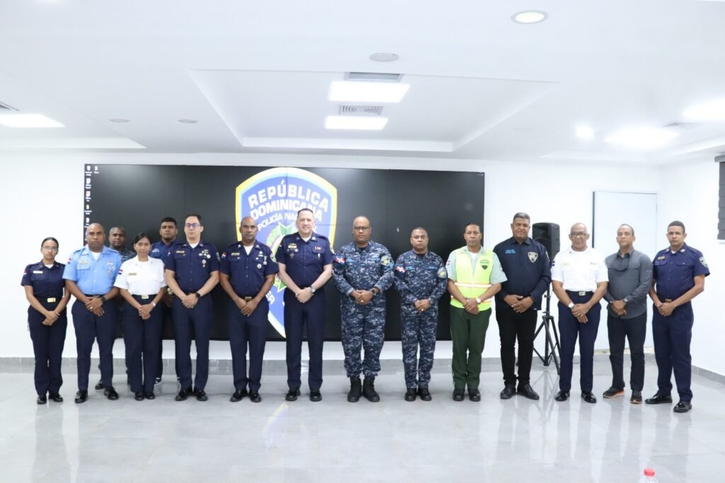 Policía Nacional se alista para desfiles del 213 aniversario del natalicio del prócer Juan Pablo Duarte y 182 de la Independencia Nacional