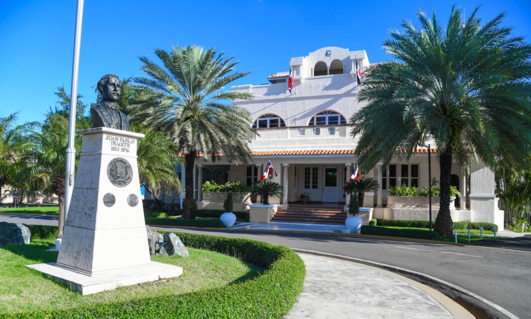 RD expresa sus condolencias a España por el accidente ferroviario