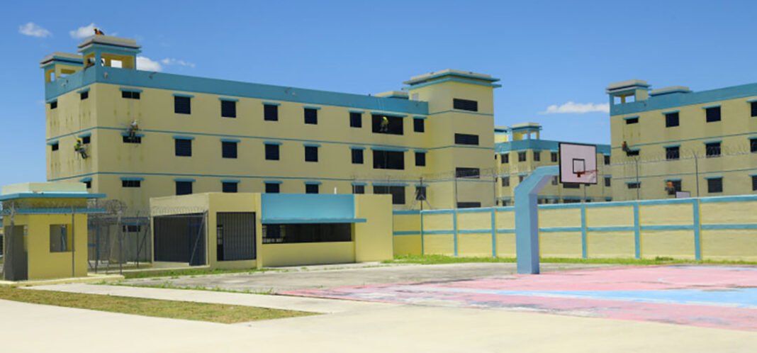 Reportan robos a vehículos en el entorno de la nueva cárcel Las Parras