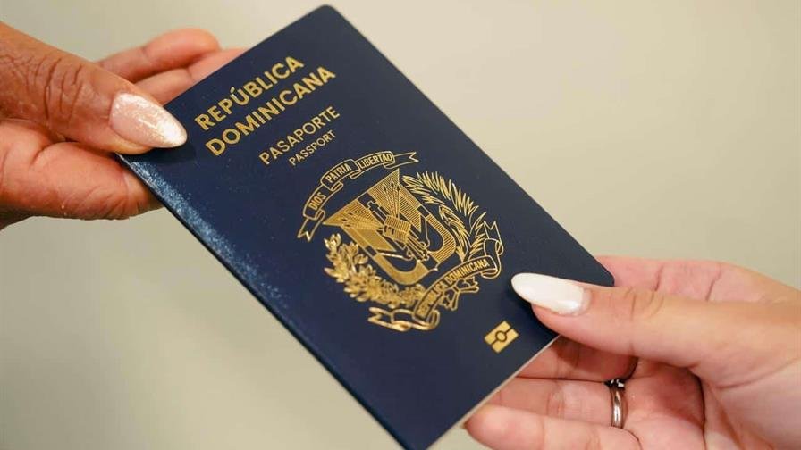 República Dominicana estrena nuevo pasaporte electrónico dominicano