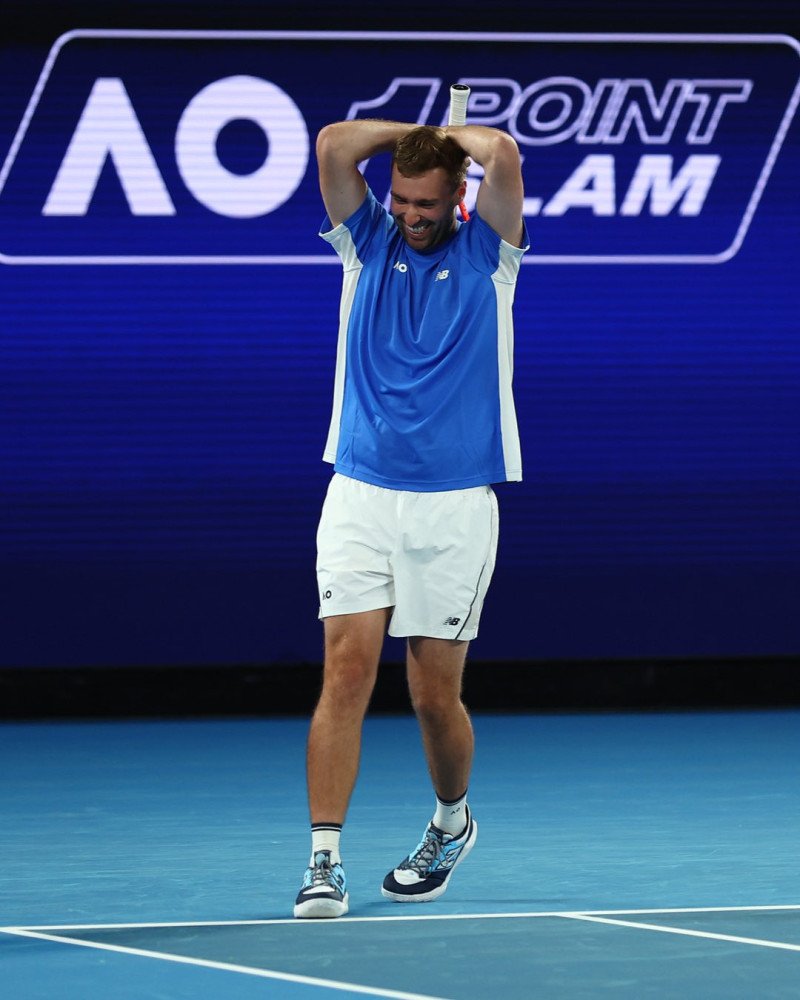 Un aficionado derrota a Sinner y logra un premio millonario en el Abierto de Australia