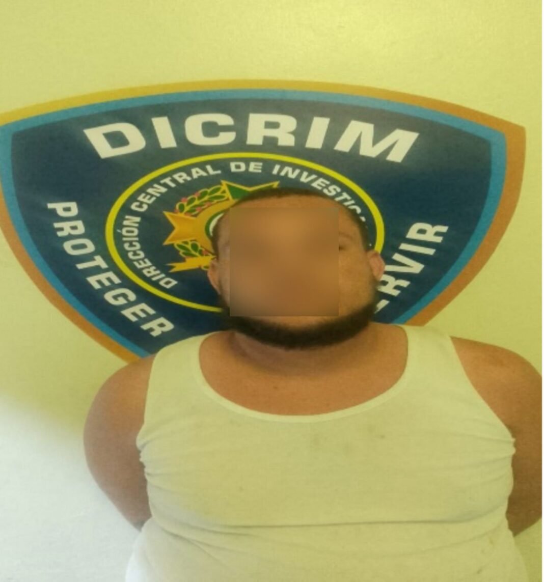 Arrestan hombre acusado de homicidio ocurrido esta madrugada en La Vega