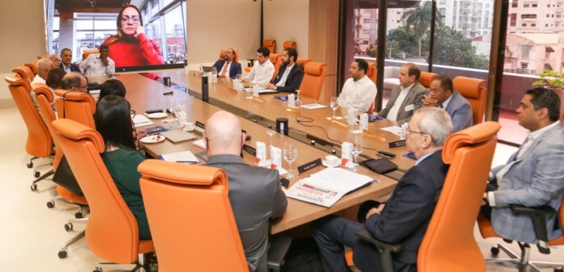 Comisión Consultiva sugiere la construcción de un nuevo estadio de béisbol