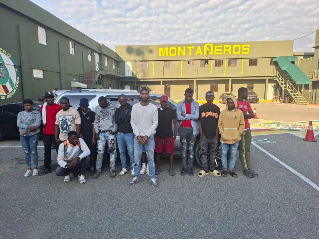 ¡Qué Vaina Más Jevi! Conductor con un Coro de Indocumentados Apresado en San Juan