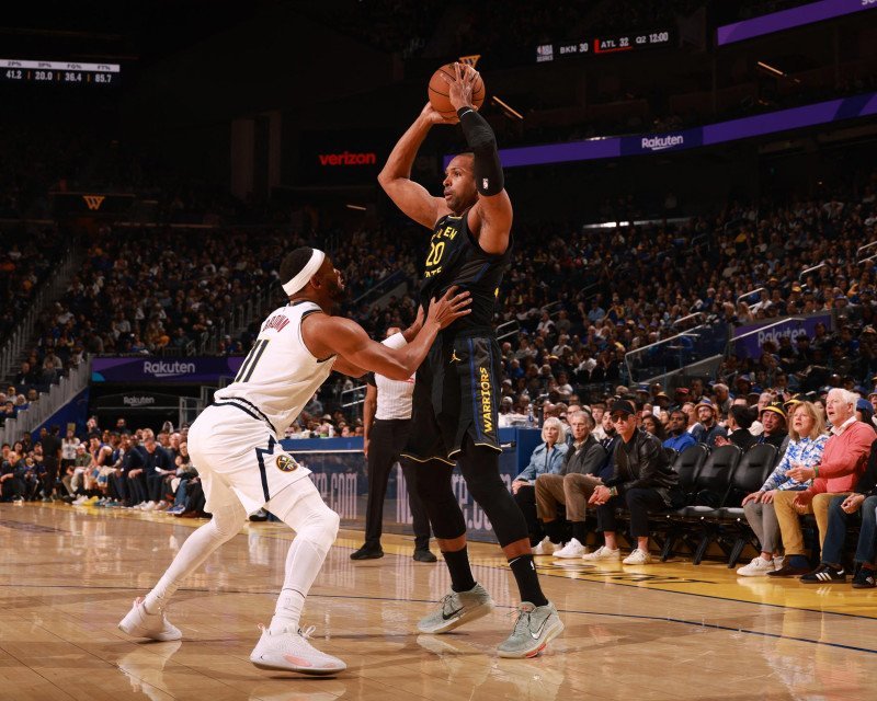 Al Horford da un Palo: Los Warriors Siguen en la Lucha con un Tigueraje de Campeonato