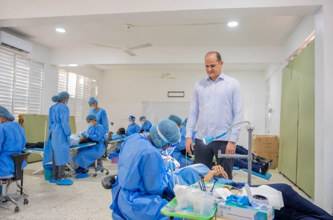 Inabie informa benefició más de 700 estudiantes de Monte Plata en jornada de salud integral